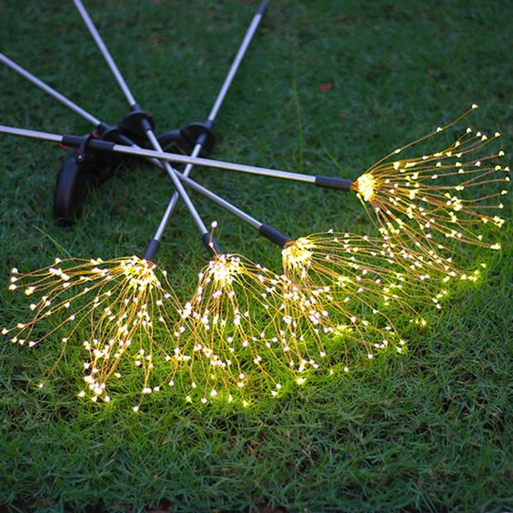 Estaca Solar Fuegos Artificiales